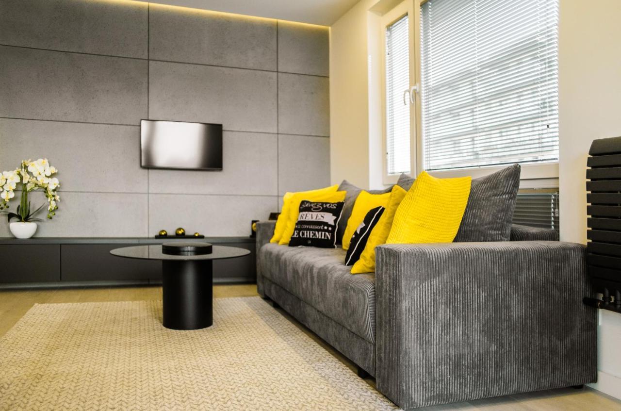 Apartamenty Homely Place Serce Poznania - Stary Rynek - Parking Экстерьер фото