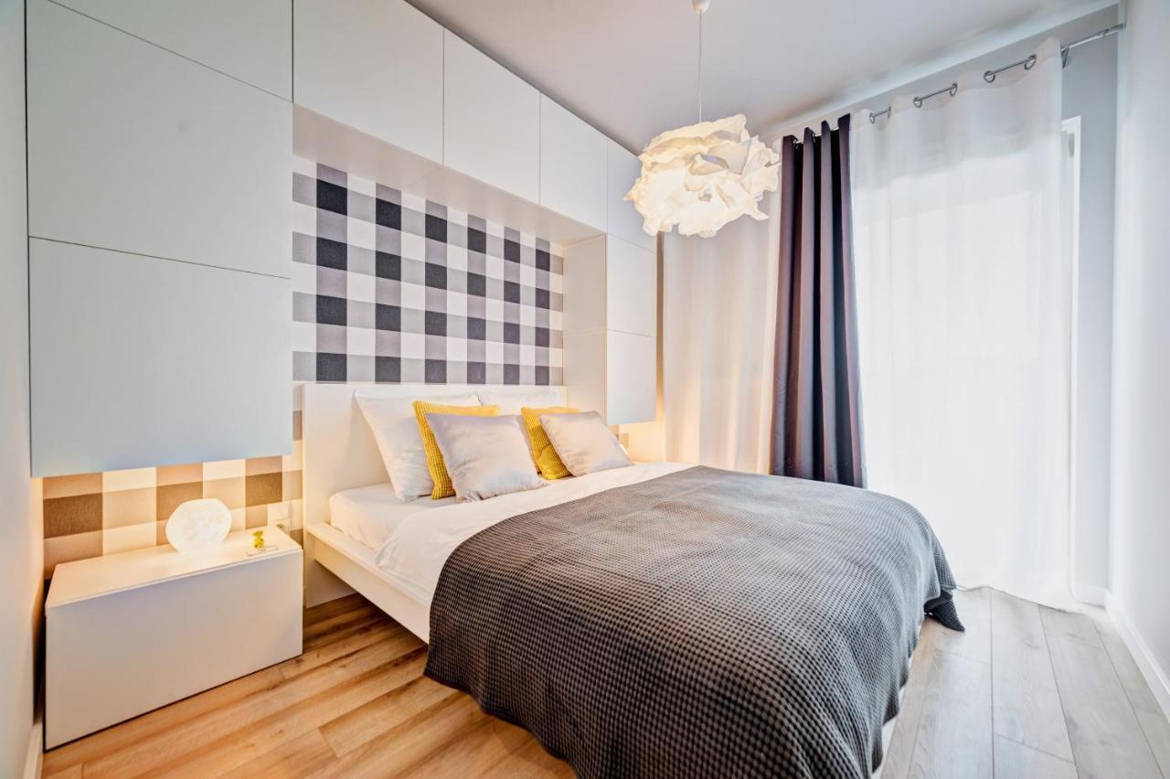 Apartamenty Homely Place Serce Poznania - Stary Rynek - Parking Экстерьер фото